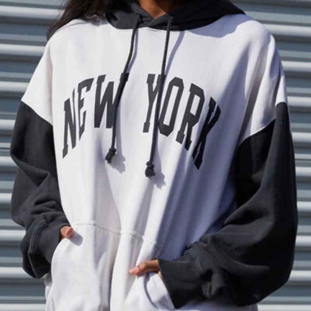 Brandy Melville New York Hoodie - Black and White